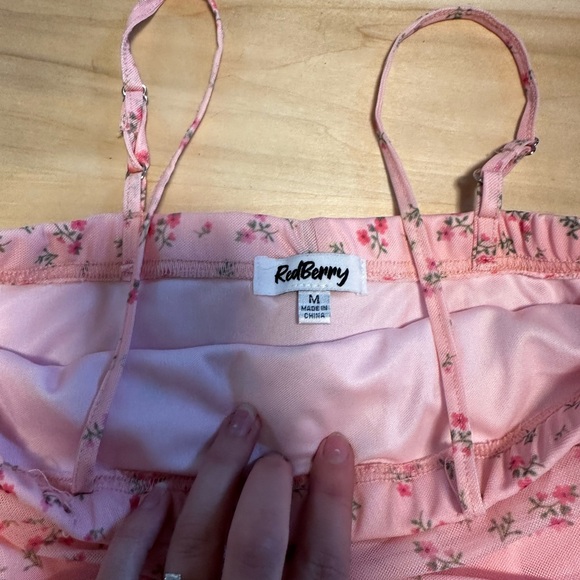 Pink rose dress - Picture 4 of 4